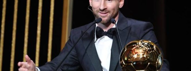 Լիոնել Մեսին՝ «Ոսկե գնդակի» ութակի մրցանակակիր