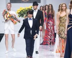 Սկանդալ Վալենտին Յուդաշկինի ցուցադրության ընթացքում