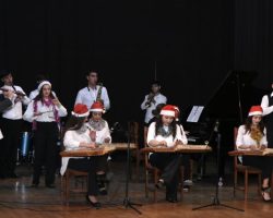 Ամանորյա համերգ՝ ուսանողների և դասախոսների մասնակցությամբ