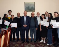 Հավաստագրեր՝ մրցույթի մասնակիցներին