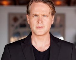 Օձը խայթել է սիրված դերասանին