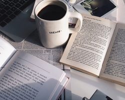 Այսօր Ընթերցողի օրն է